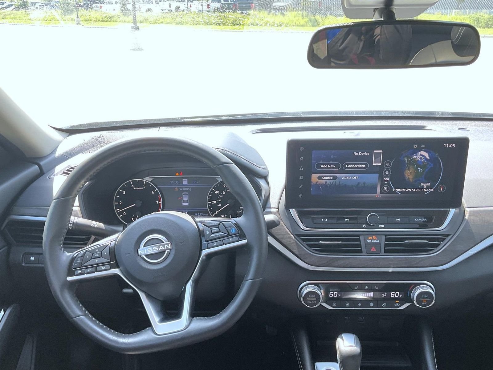 Used 2023 Silver Nissan 2.5 SL image 14