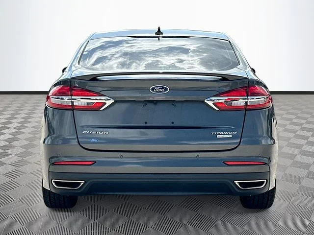 Used 2019 Gray Ford Titanium image 6