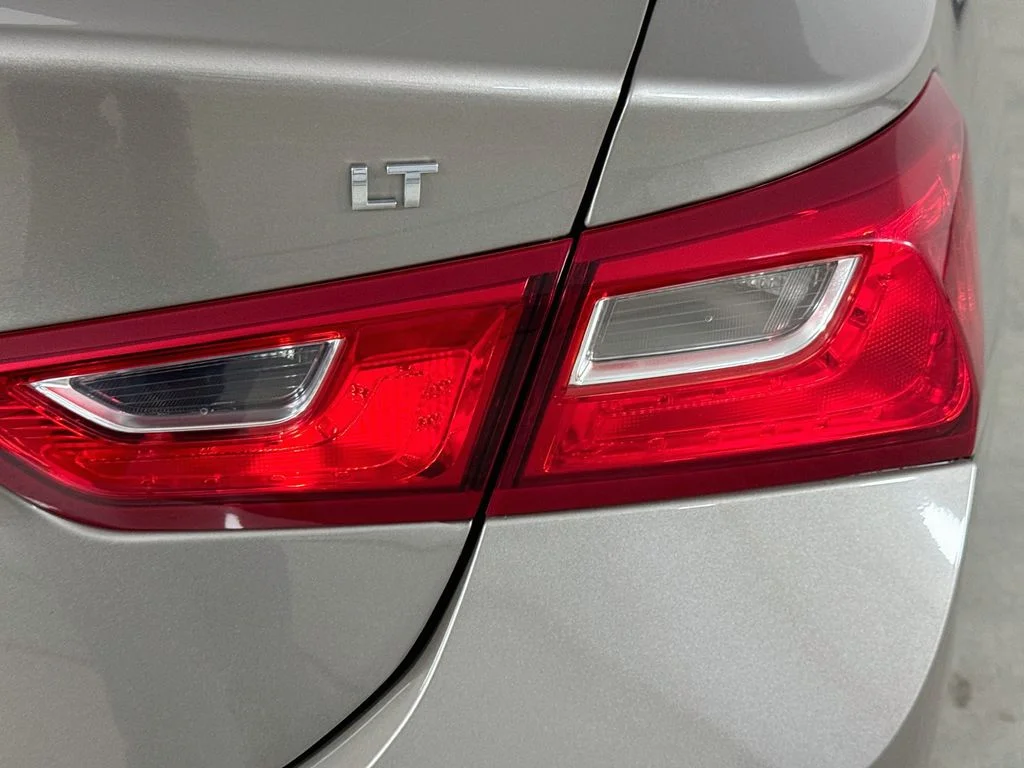Used 2025 Gray Chevrolet LT image 32