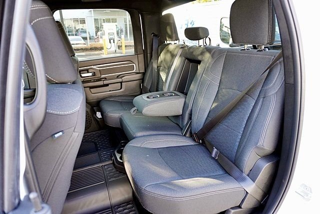 New 2026 Bright White Clear-Coat Exterior Paint RAM Big Horn image 22