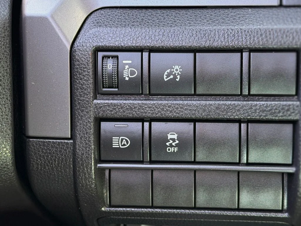 Certified Used 2024  Toyota SR5 image 21