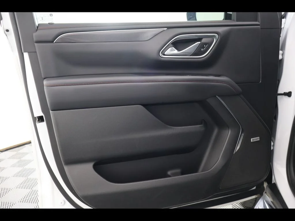 Used 2022 White Chevrolet RST image 26