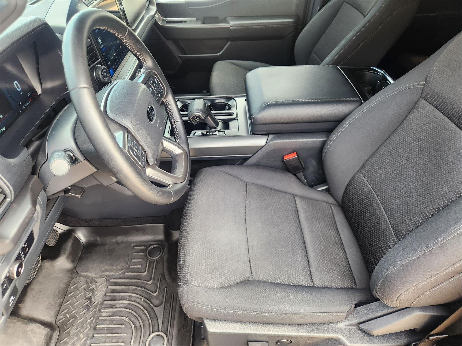 2024 Ford F-150 photo 13 of 33