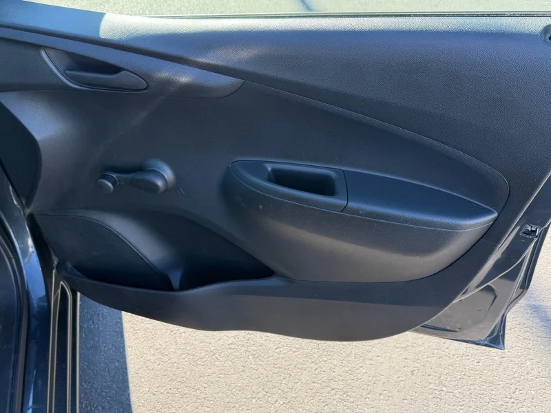 Used 2021 (Metallic paint.) Chevrolet LS image 18
