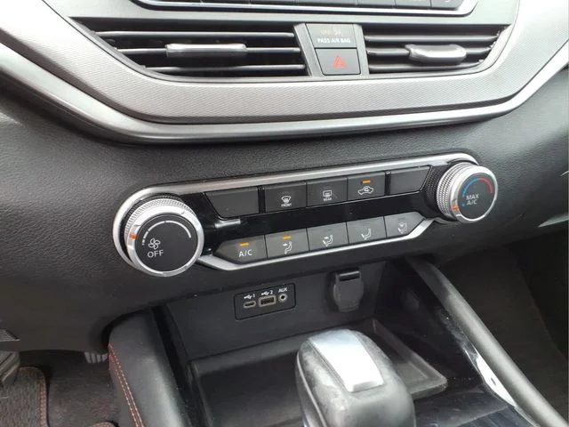 Used 2024 White Nissan 2.5 SR image 22