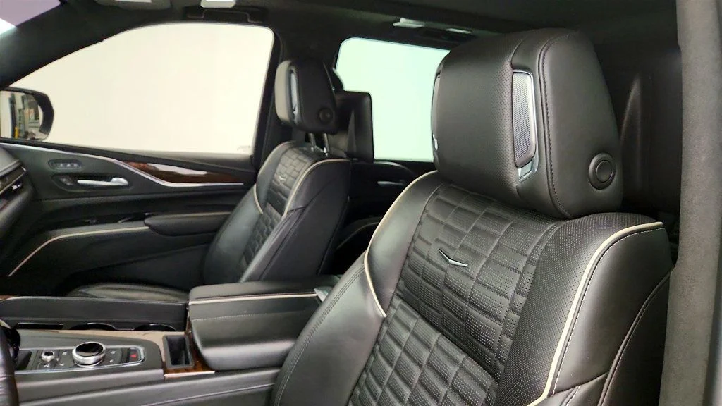 Used 2023 Argent Silver Metallic Cadillac 4WD Sport Platinum w/ Onyx Pkg & Super Cruise image 12