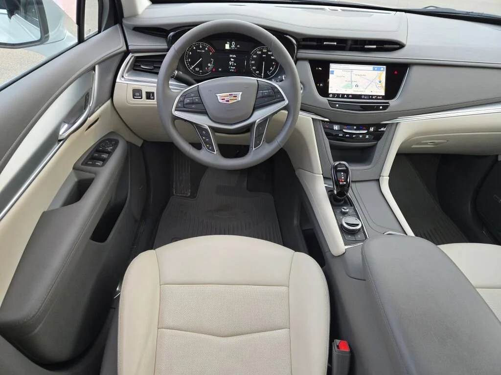 2025 Cadillac XT5 Premium Luxury - Photo 18