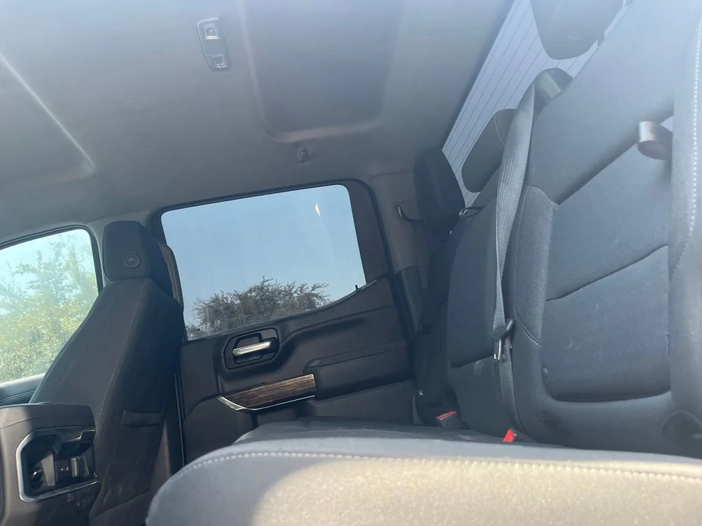 Used 2021 Gray GMC Elevation image 10