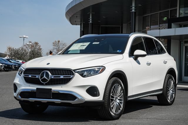 New 2026 Polar White Mercedes-Benz GLC 300 image 51