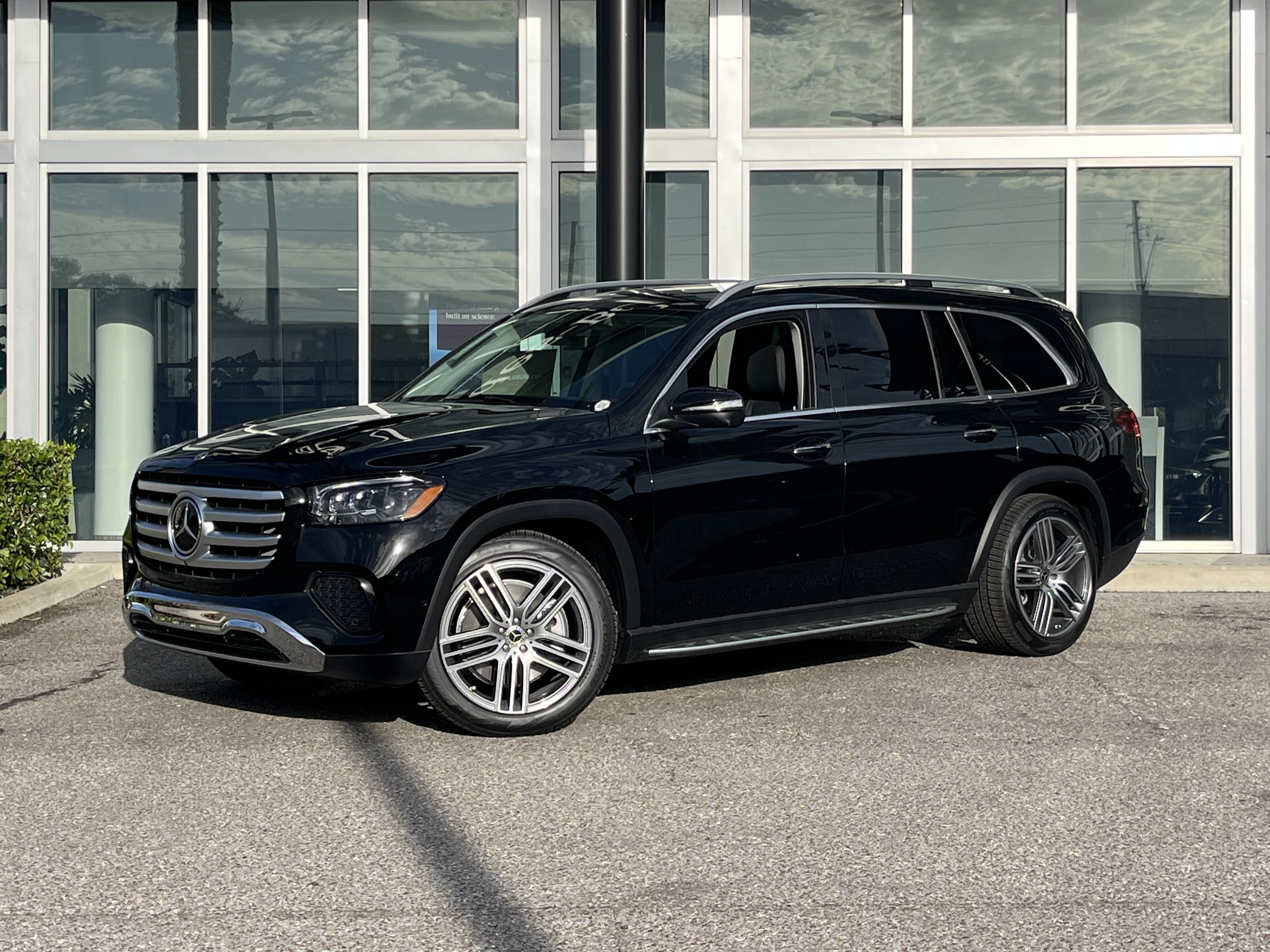 New 2026 Black Mercedes-Benz GLS 450 image 2