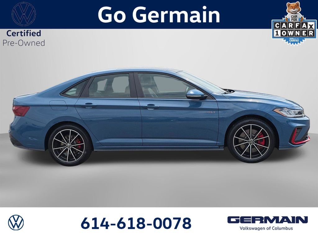 Certified Used 2025  Volkswagen 2.0T Autobahn image 6