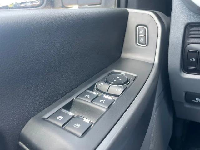 New 2026 Carbonized Gray Metallic Ford F-250® XLT image 25