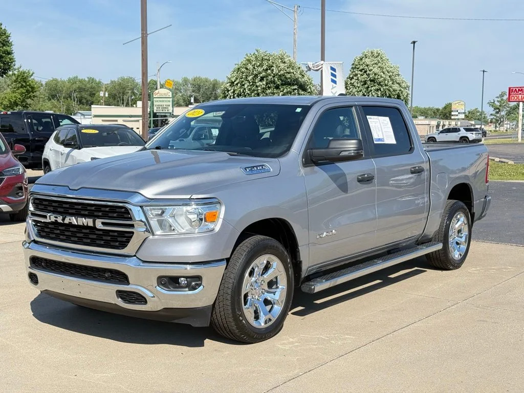 Used 2023 Silver Ram Big Horn/Lone Star image 3