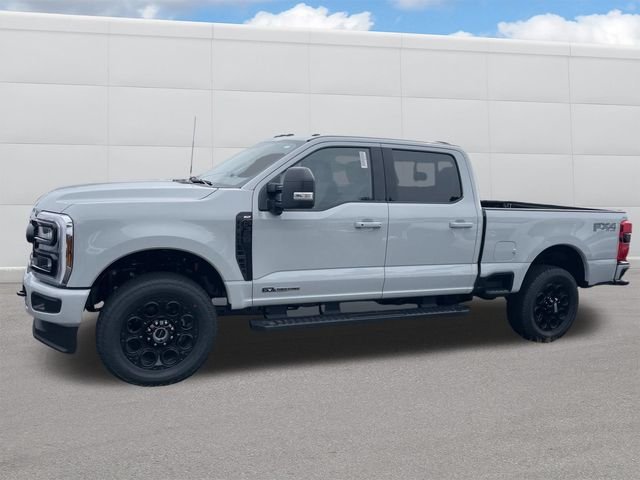New 2026 Avalanche Ford F-350® XLT image 2
