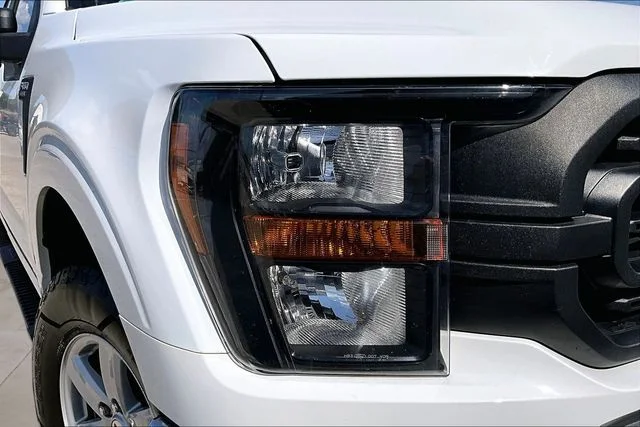 Used 2023 White Ford XL image 31