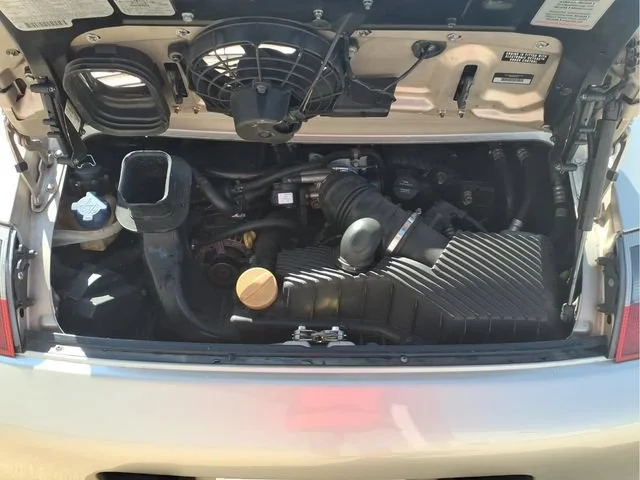 Used 1999  Porsche Y image 27