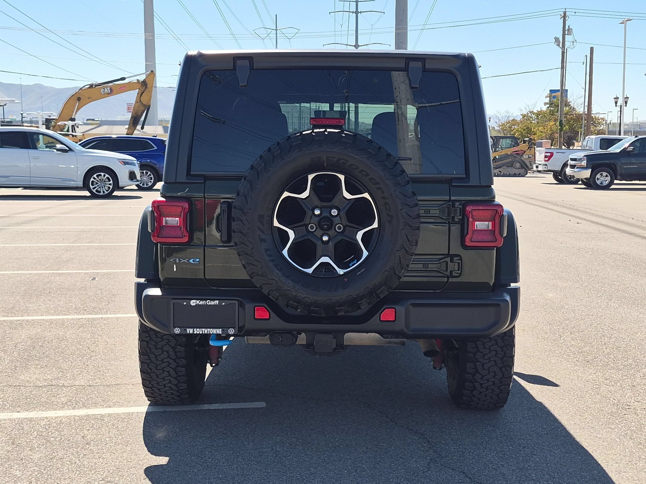 Used 2023 Sarge Green Clearcoat Jeep Rubicon image 4