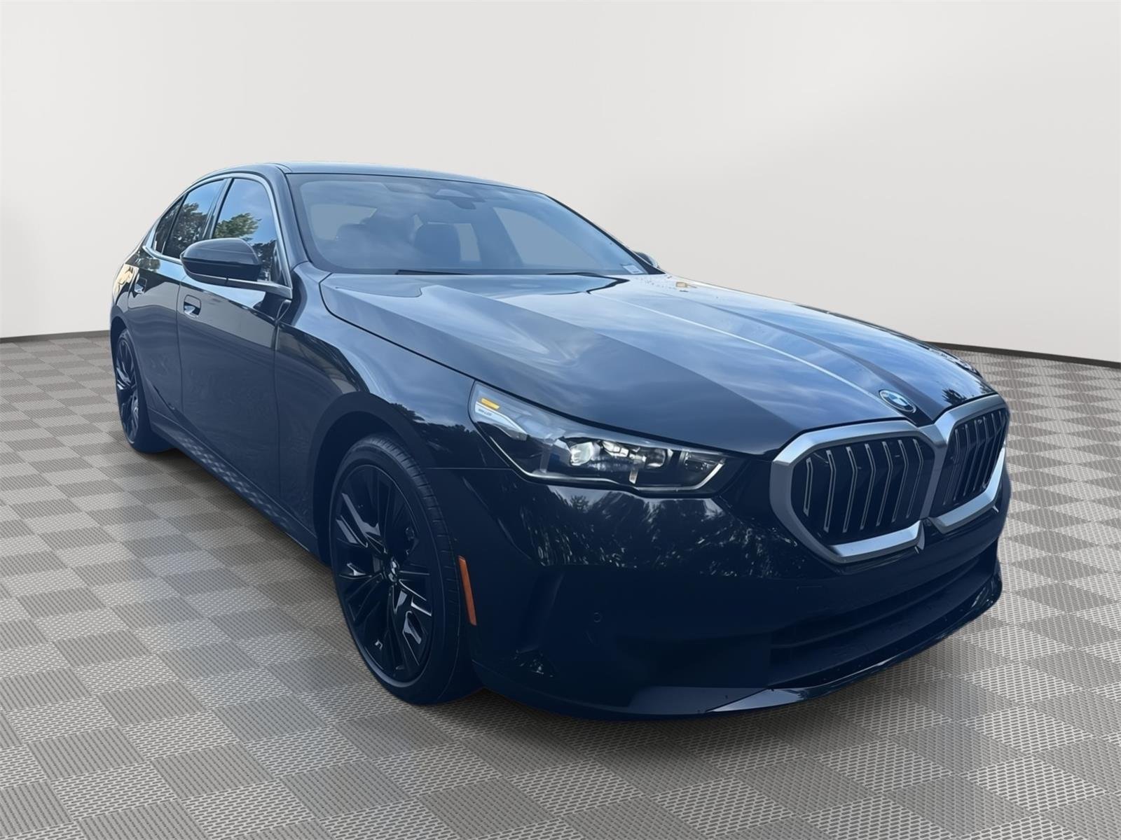 Used 2024 Black Sapphire Metallic BMW 530i image 4