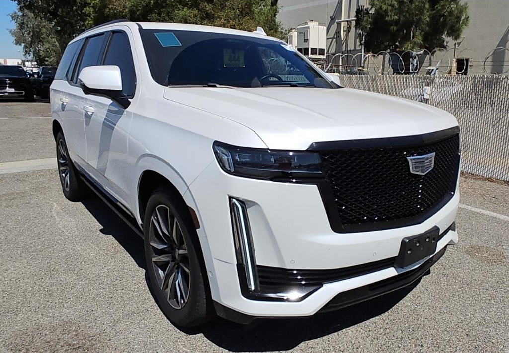 Used 2021 White Cadillac Sport Platinum image 7