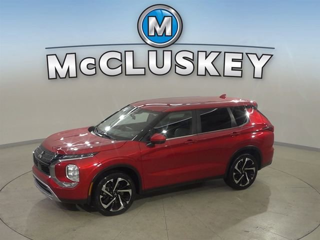 2024 Mitsubishi Outlander SE 2WD's photo
