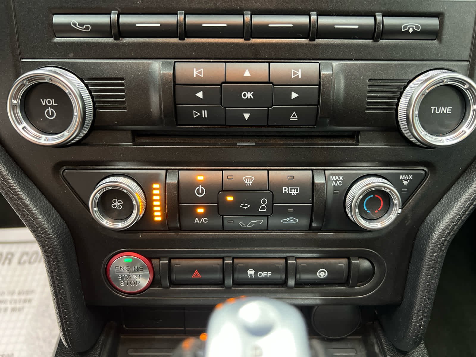 Used 2018 Oxford White Ford EcoBoost image 19