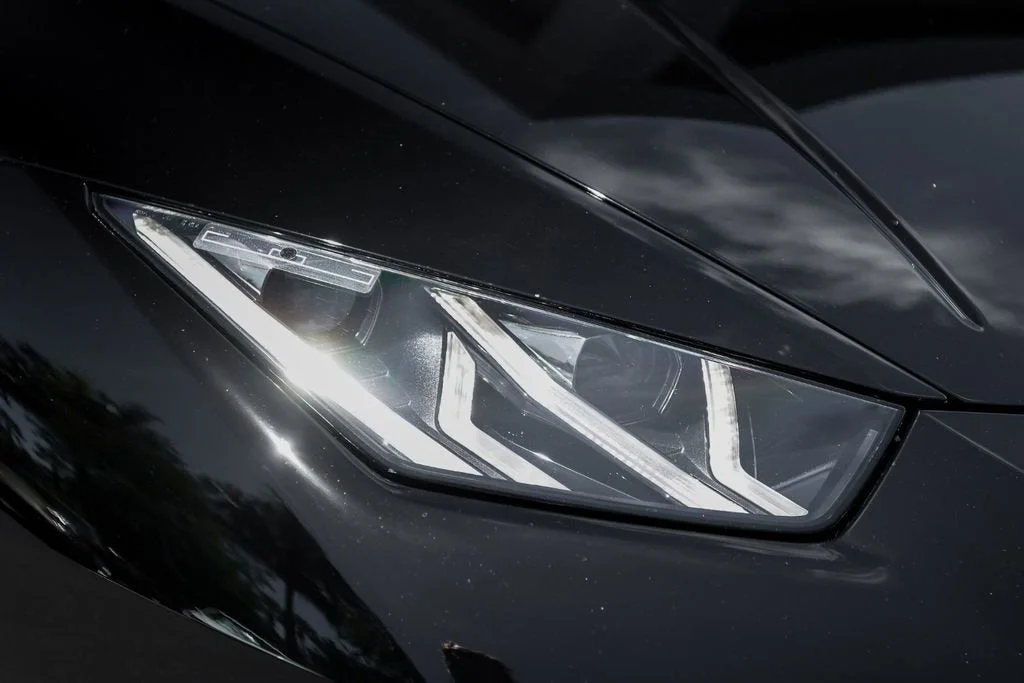 Used 2020 Nero Noctis Lamborghini Base image 13