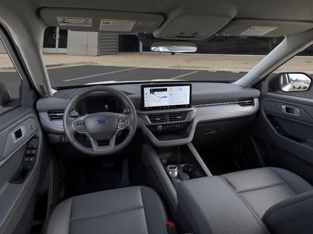 New 2026 Star White Metallic Tri-Coat Ford Active image 9