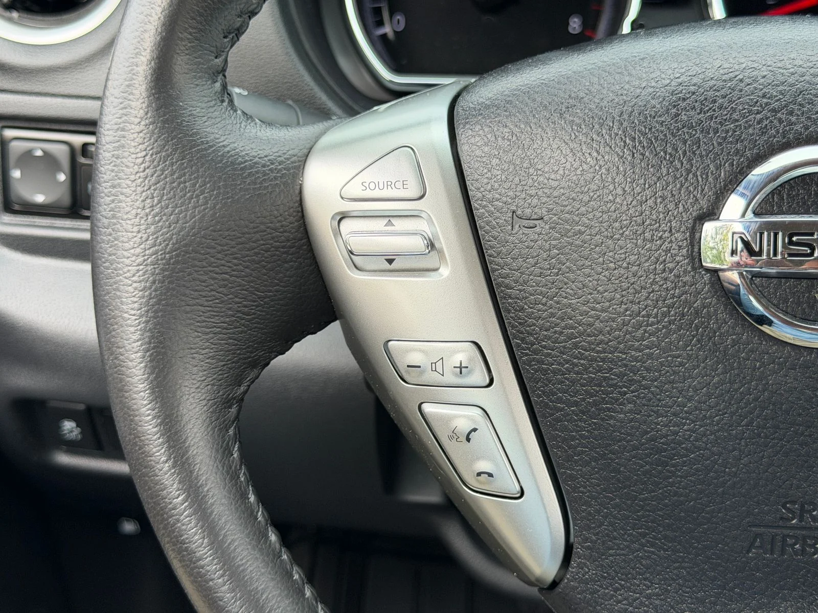 Used 2017 Khaki Nissan 1.6 SV image 20