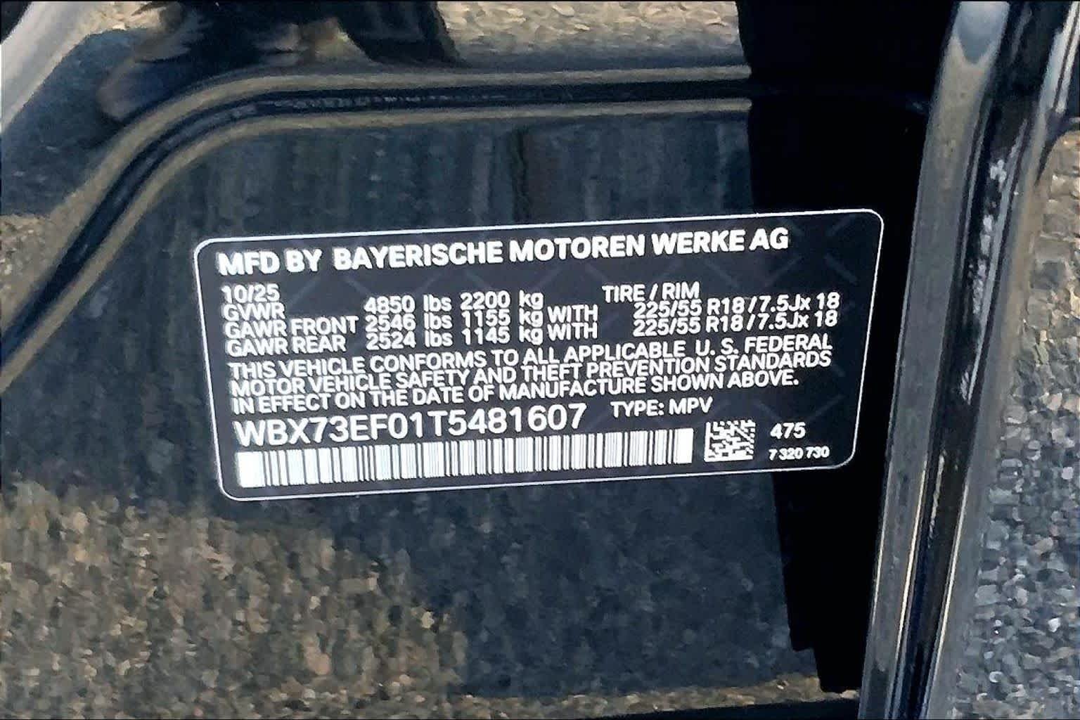 Used 2026 Black Sapphire Metallic BMW xDrive28i image 18
