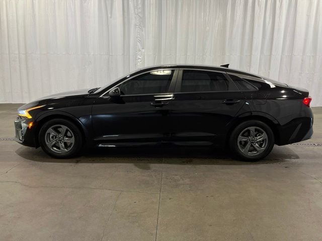 Used 2021 Black Kia LX image 6