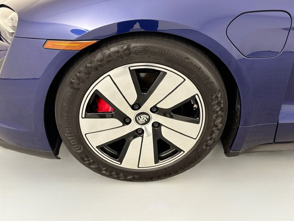 Used 2022 Blue Porsche 4S image 30