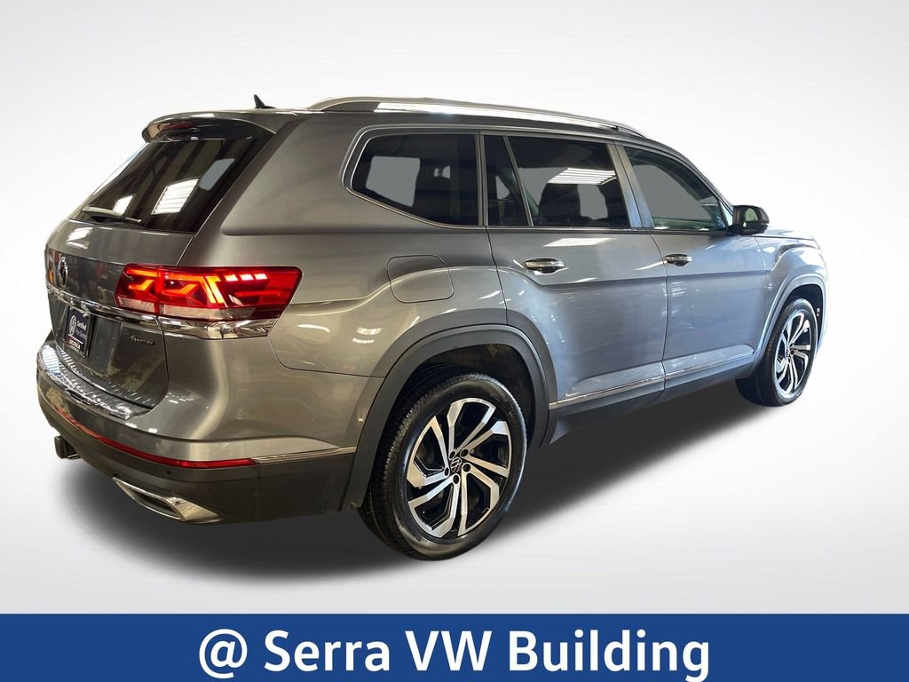 Used 2023 Gray Volkswagen SEL image 5