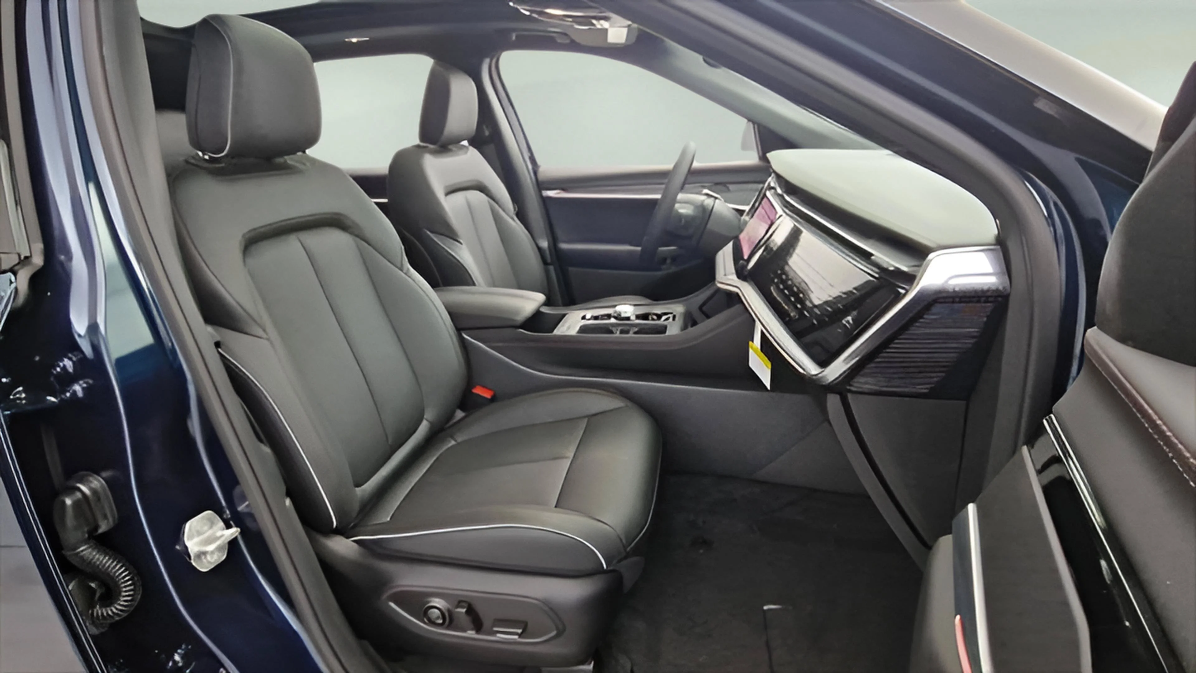 New 2025 Fathom Blue Pearlcoat Jeep Limited image 26