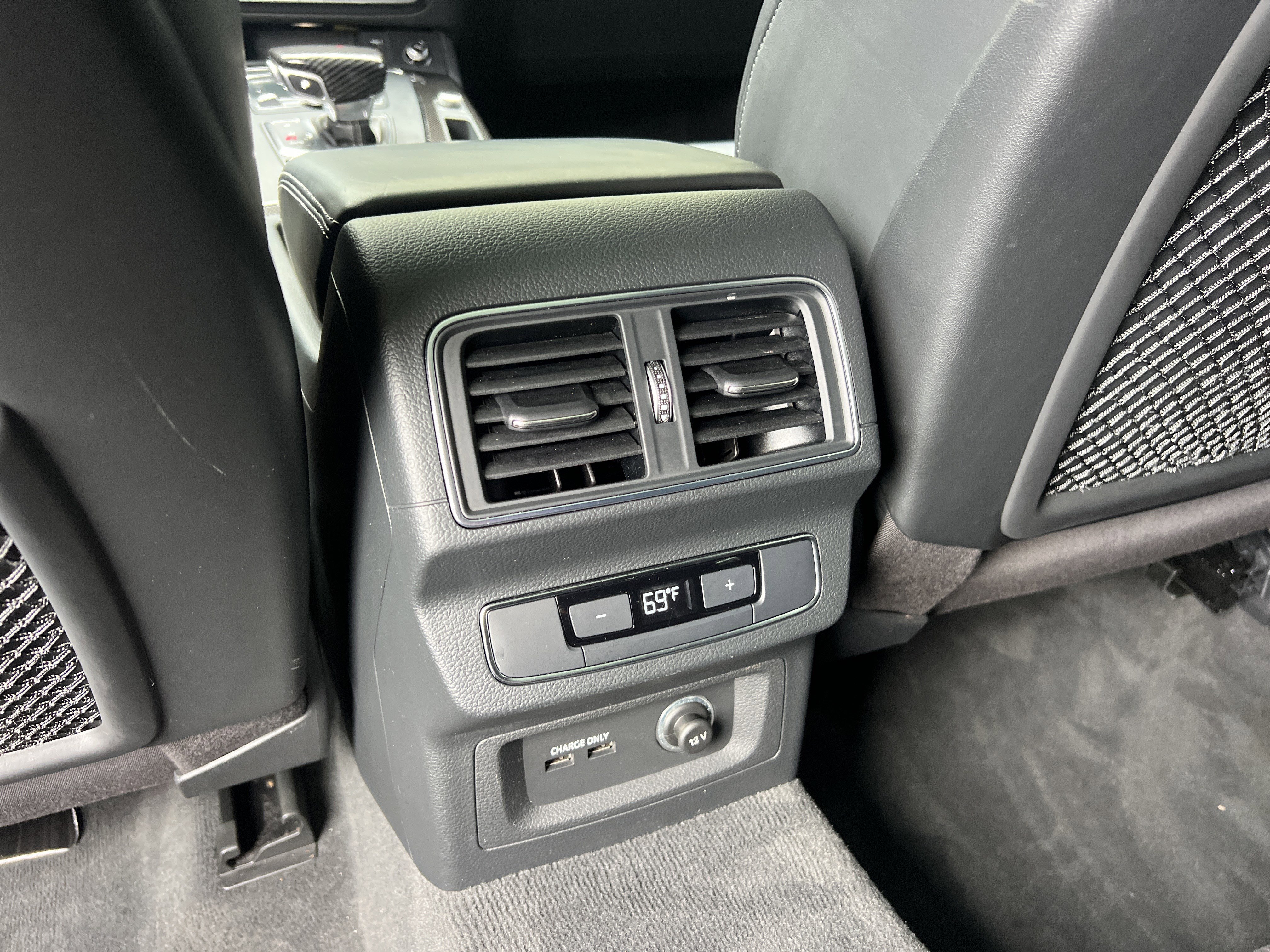 Used 2019 Florett Silver Metallic Audi Premium Plus image 29