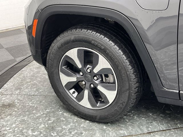 Used 2023 Baltic Gray Metallic Clearcoat Jeep 4X4 image 34