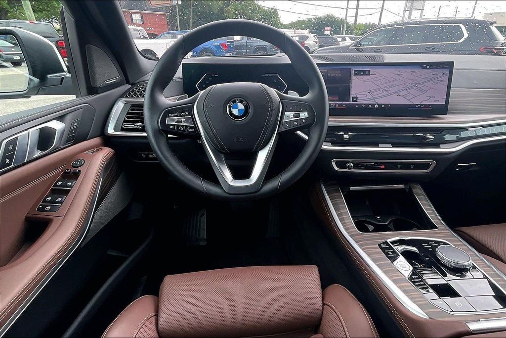 Certified Used 2025 White BMW sDrive40i image 7