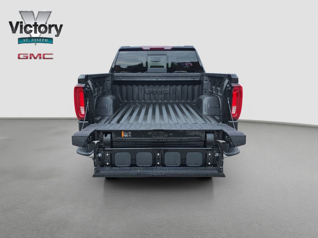 2026 GMC Sierra 1500 SLT - Photo 17