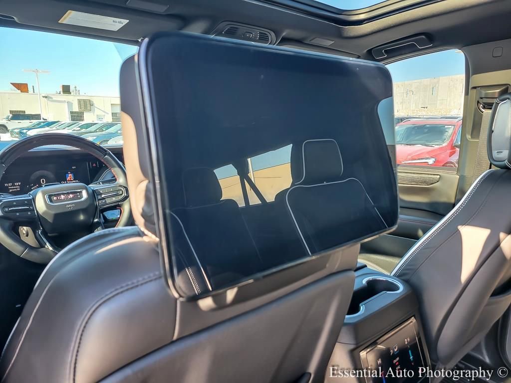 2025 GMC YUKON XL - Image 12