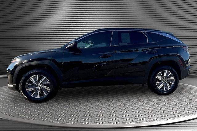 Certified Used 2024 Black Hyundai Blue image 8