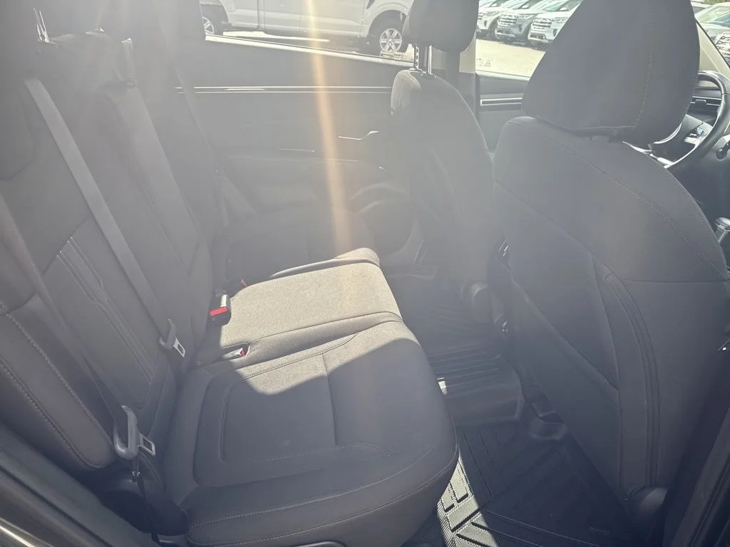 Used 2022 Gray Hyundai SEL image 39