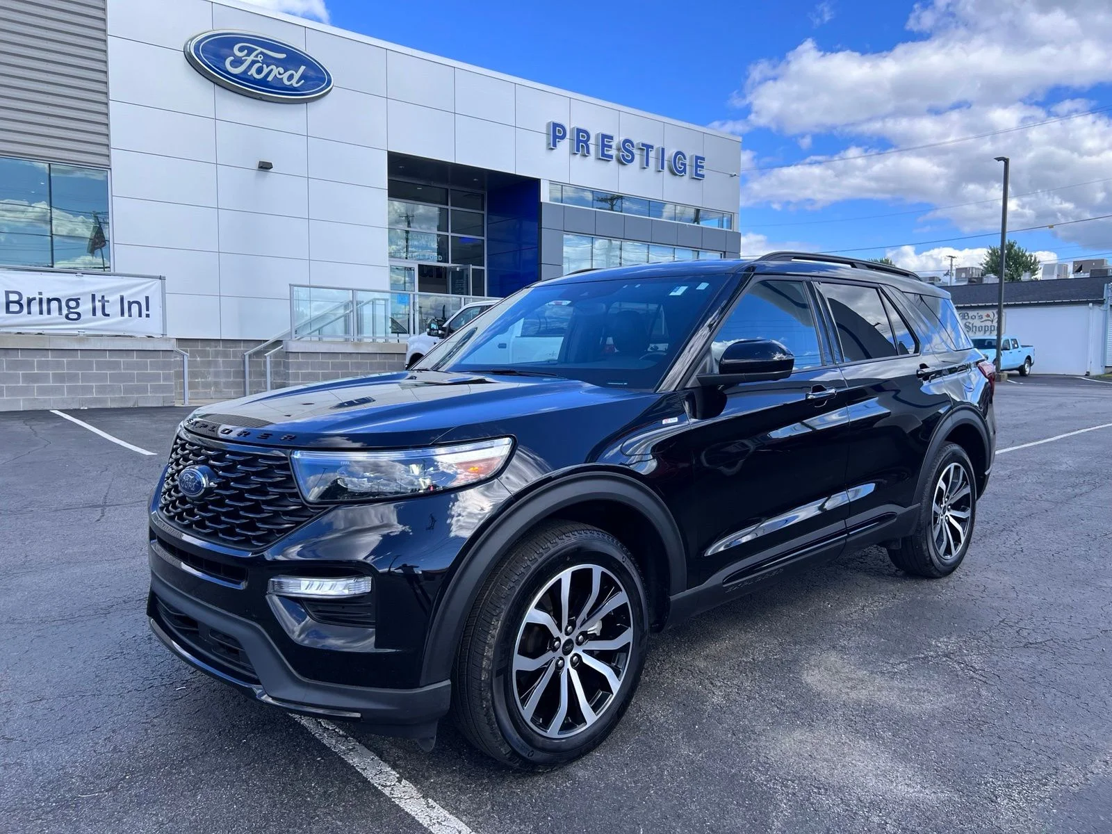 Certified Used 2023 Agate Black Metallic Ford ST-Line image 4