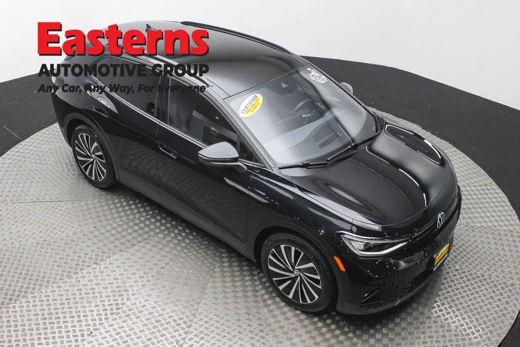 Used 2024 Black Volkswagen S image 3