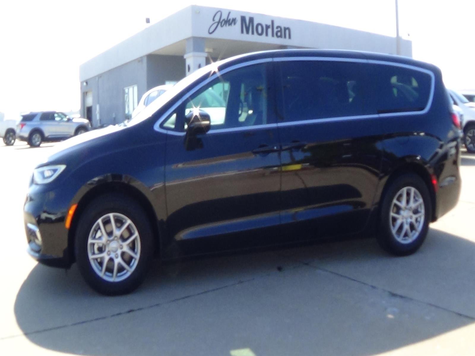 2025 Chrysler Pacifica