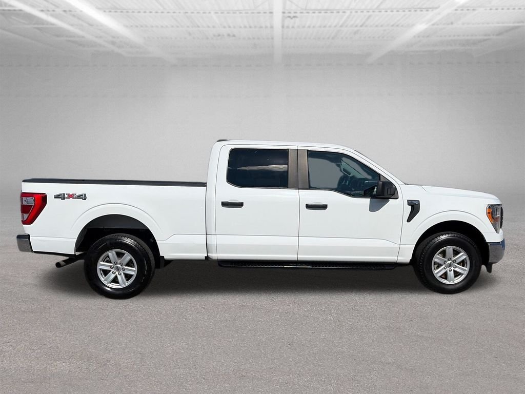 Used 2021 White Ford XL image 7