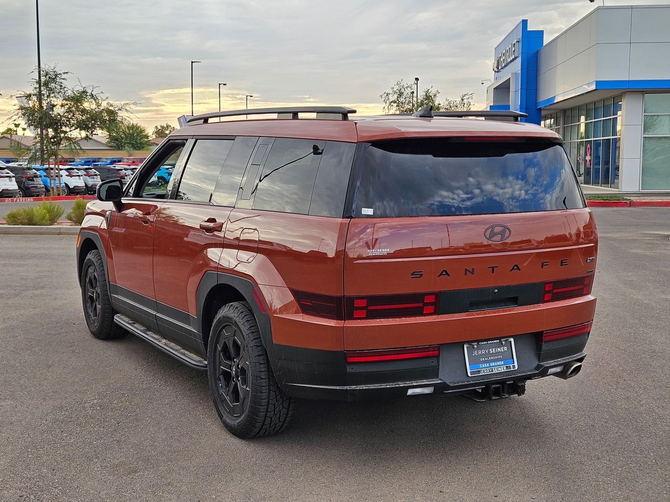 Used 2025 Orange Hyundai XRT image 3