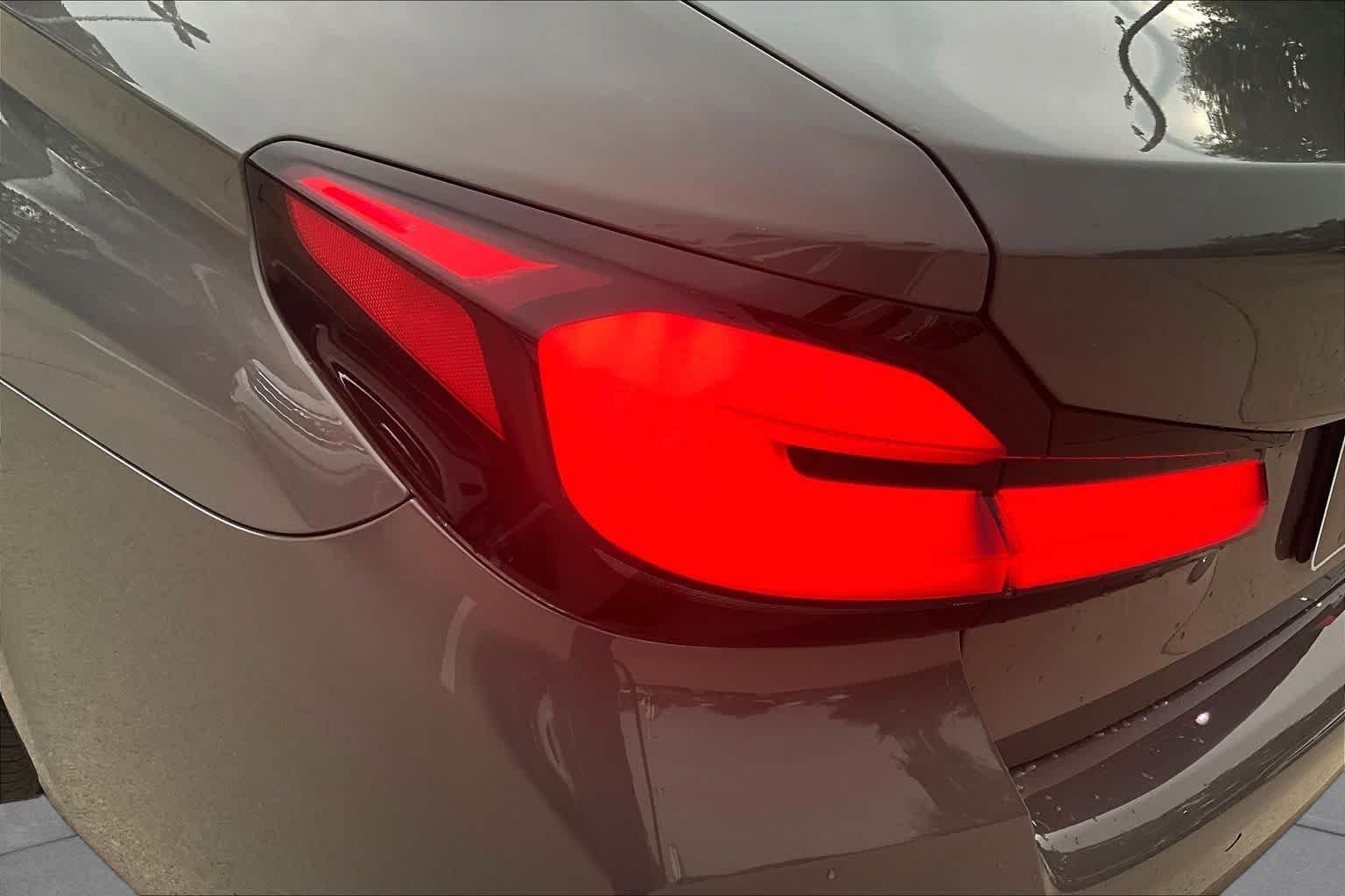 Used 2021 Bernina Grey Amber Effect Metallic BMW 540i image 28