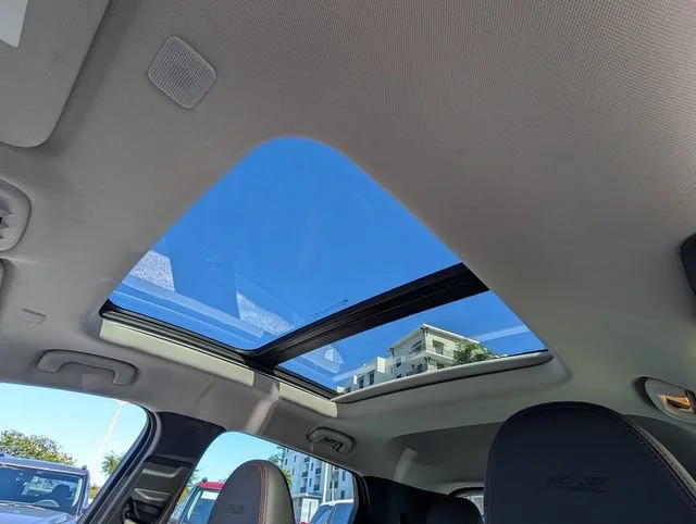 2027 Chevrolet Bolt RS - Photo 13