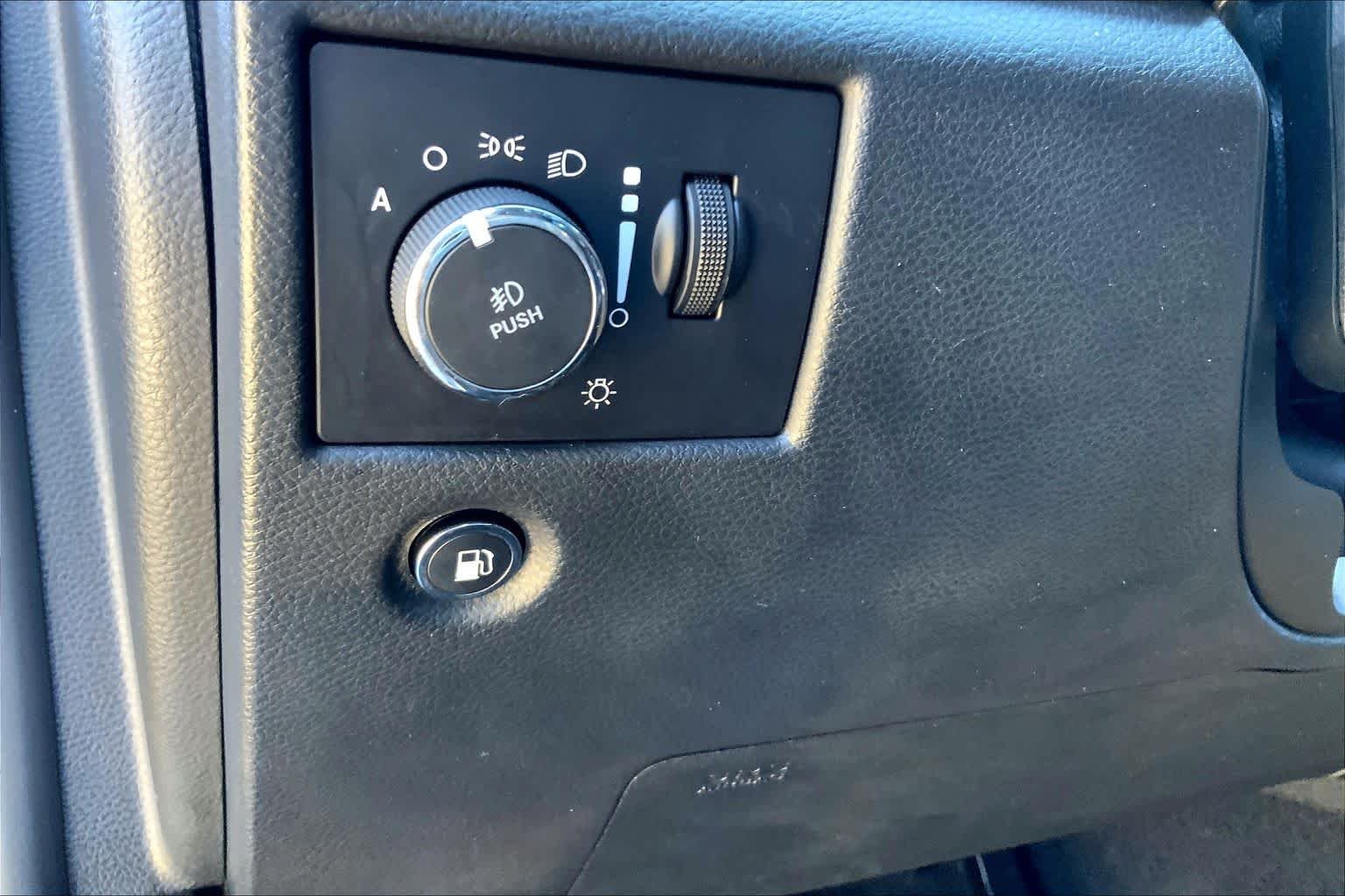 Used 2020 Slate Blue Pearlcoat Jeep Limited X image 35