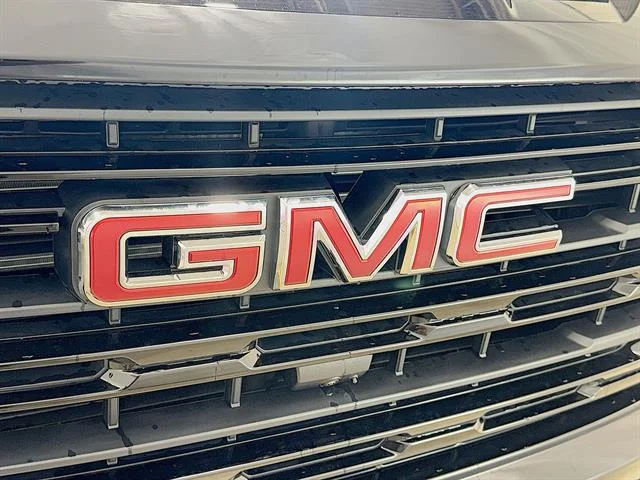 New 2026 Onyx Black GMC Elevation image 31