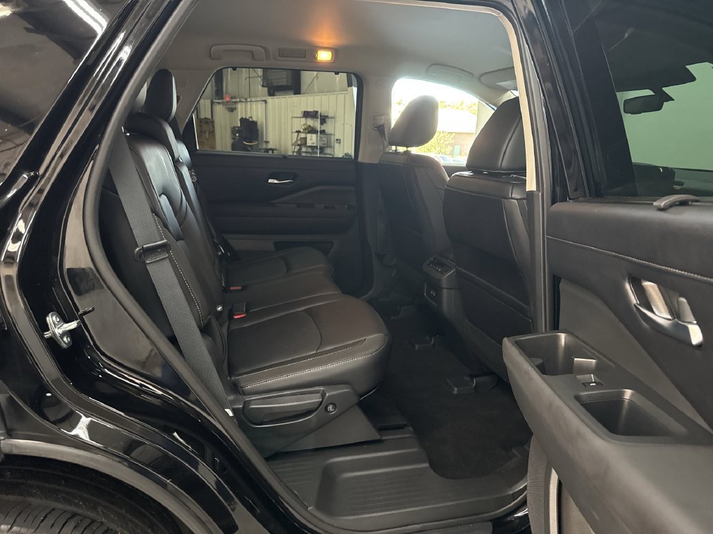 Certified Used 2025 Super Black Nissan SL image 17